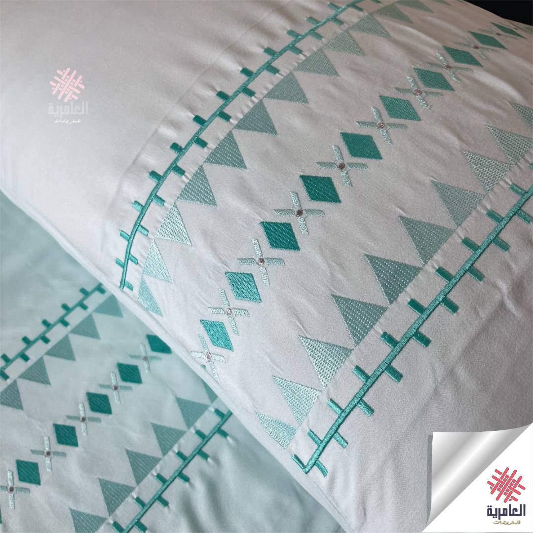 طقم رويال مطرز 5723