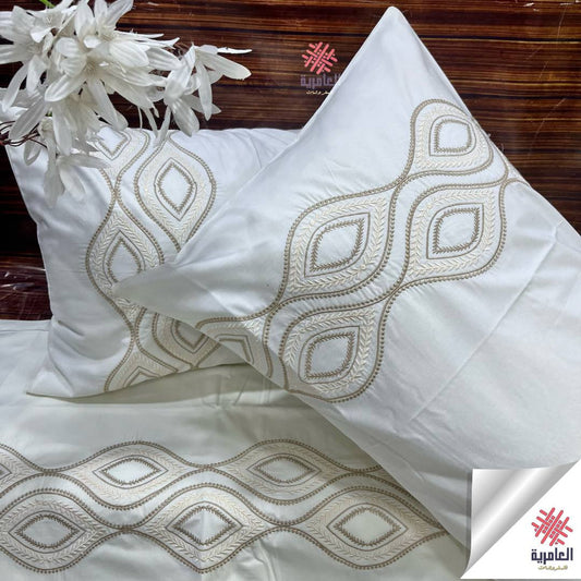 طقم ملاية مطرز عنو بتصميم عيون فخم – 4 قطع 5123