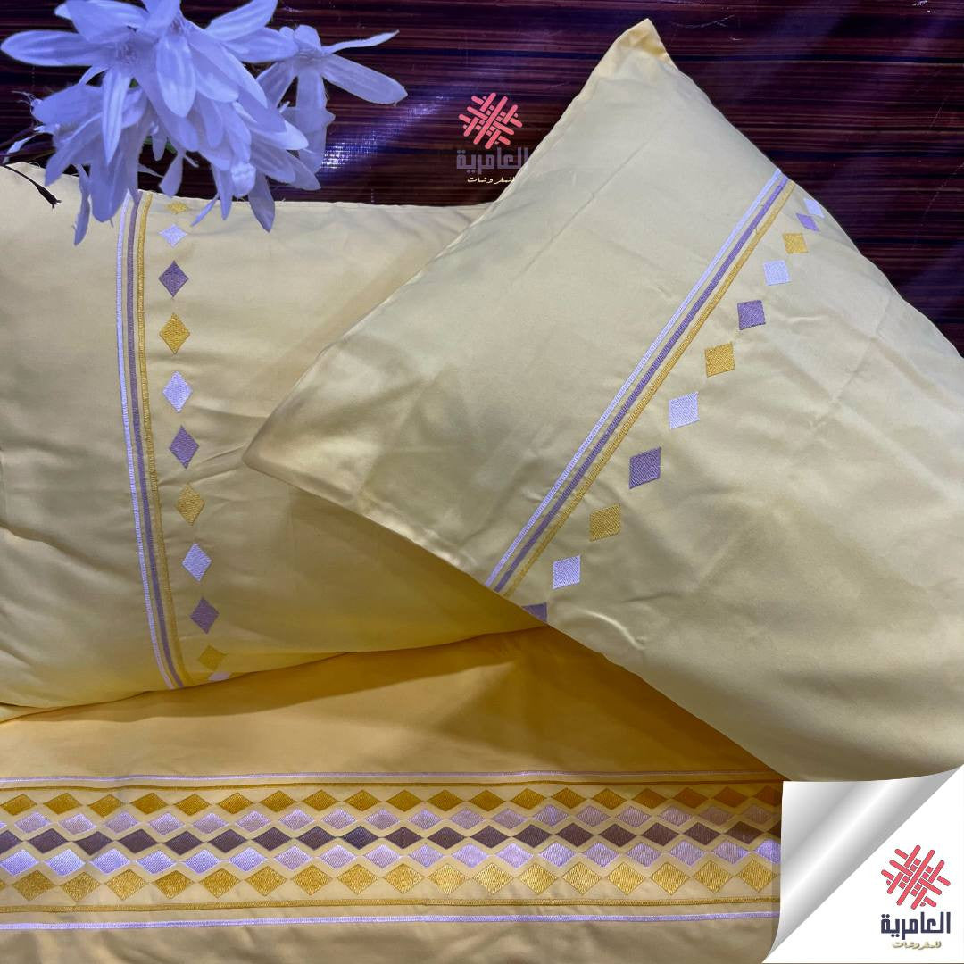 طقم ملاية مطرز بتصميم مثلثات – 4 قطع 5119